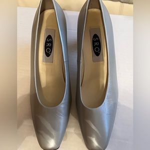 Beautiful, pearly gray pumps. Square style heel. Never worn.